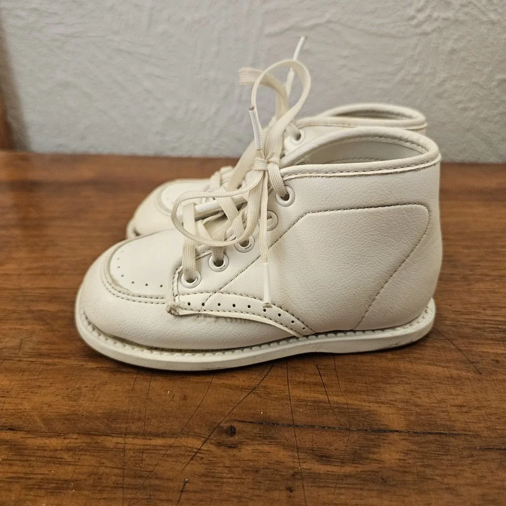 Vintage Doveen Wash & Wear Baby Deer Shoes Size 3 In‎ Original Box Early Walkers